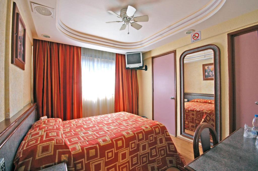 Hotel Azores เม็กซิโกซิตี้ ภายนอก รูปภาพ