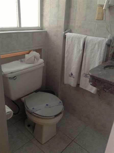 Hotel Azores เม็กซิโกซิตี้ ภายนอก รูปภาพ